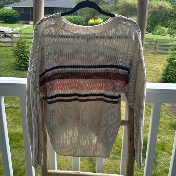 AMERICAN EAGLE - Picture 3 of 4